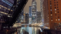 Chicago - View from the Kinzie Street Bridge