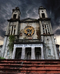 Church in Costa Rica destroyed by an earthquake 