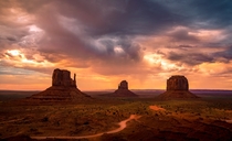 Classic beautiful shot of Monument Valley Arizona USA by Thor Mller 