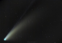 Close up of Comet NEOWISE in color