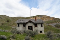 Concrete schoolhouse built for a factory town in Eastern Oregon 