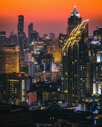 Cyberpunk Bangkok at night