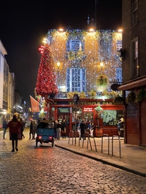 Dublin with a lovely Christmas glow