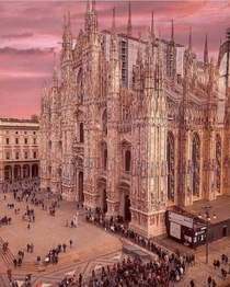 Duomo di Milano Italys largest church x