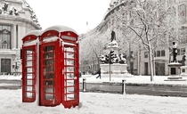 Easy to find telephone booths in London England 