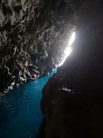 Entrance to Golubinka cave Long Island Croatia x 