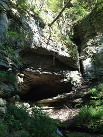 Espey Cave in Tennessee 