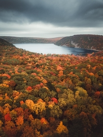 Fall colors at Devils Lake Wisconsin 