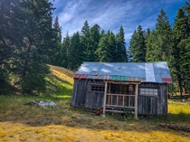 Found this old shack while hiking Its very near the border of California and Oregon and used to be used as shelter for people running cattle through the area