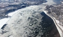 Frozen Saint-Lawrence river Qubec 