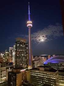 Full moon and Jupiter in Toronto Canada