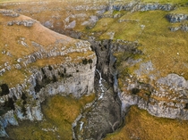 Gordale Scar Yorkshire Dales National Park UK  ftup