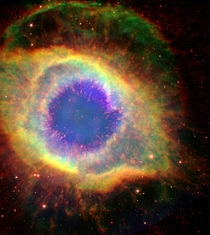 Helix Nebula A Dying Star That Keeps On Shining  Light Years Away