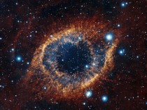 Helix Nebula in Infrared 