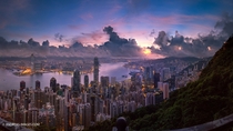 Hong Kong skyline  by Andi Andreas