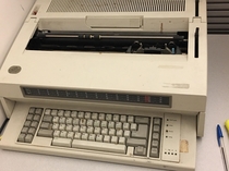 IBM Wheelwriter Typewritter
