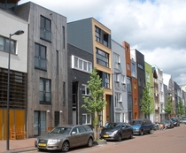 In the Amsterdam suburb IJburg narrow individual parcels are sold and the residents then design their own house with some interesting results 