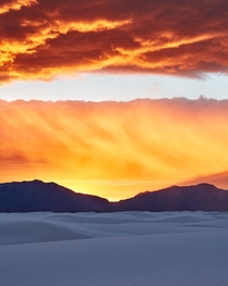 Incredible sunset over White Sands National Park NM 