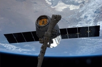 ISS has Dragon in its grasp 