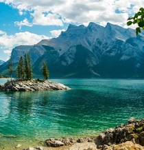 Lake Miniwanka Alberta Canada 