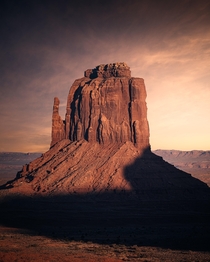 last light in Monument Valley 