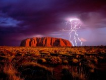Lightning flashes over Ayers Rock 