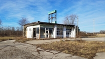 Long abandoned service station - Rural Indiana