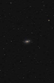 M Sunflower galaxy and its foreground
