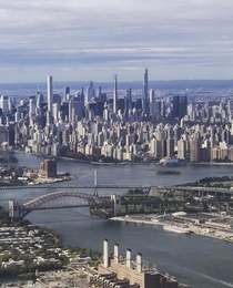 Manhattan from above LGA