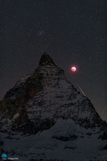 Matterhorn Moon and Meteor Stephane Vetter Nuits sacres 