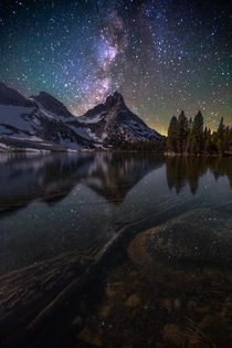 Milky Way gleaming over Ragged Peak amp Lower Young Lake 