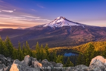 Mirror Lake and Mount Hood Oregon Photo by Rob Etzel 
