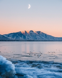 Moonrise over Utah Lake  x IG rondinasnaps