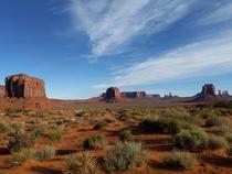 Morning in Monument Valley 