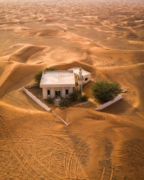 Mosque slowly swallowed by dunes in the UAE James Kerwin 