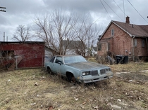 Motor City steel rusting away in Detroit