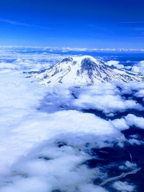 Mount Rainier from the sky 