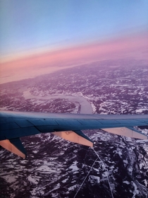 My early morning flight from lesund to Oslo  IGninet
