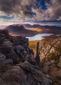 Needle in a Stac Stac Pollaidh Scotland  Photo by Dylan Toh and Marianne Lim
