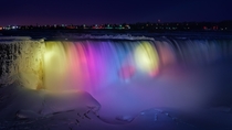 Niagara Falls Frozen Light Show 