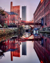 Old and new Manchester Hilton from the Bridgewater Canal
