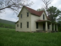 Old farm house in the countryside of Georgia  MIC