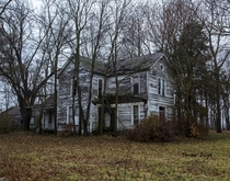 Old farmhouse in east central Illinois x 