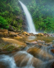 One of Costa Ricas many stunning waterfalls 