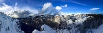 Panorama from Dewey Point Yosemite on Monday 