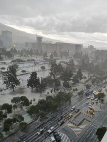 Quito after a hail storm looks very interesting