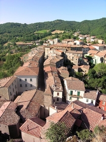 Roccatederighi - A small medieval village on a mountaintop in Tuscany Italy 