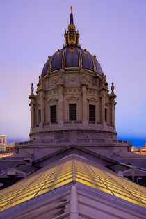 San Francisco City Hall  Photographed by Lukas Wenger