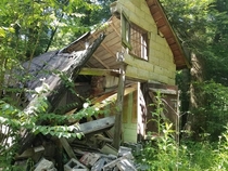 Small abandoned house NW Pennsylvania Remnants of The Rust Belt
