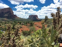 Snapped this postcard type landscape on vacation in Sedona AZ 